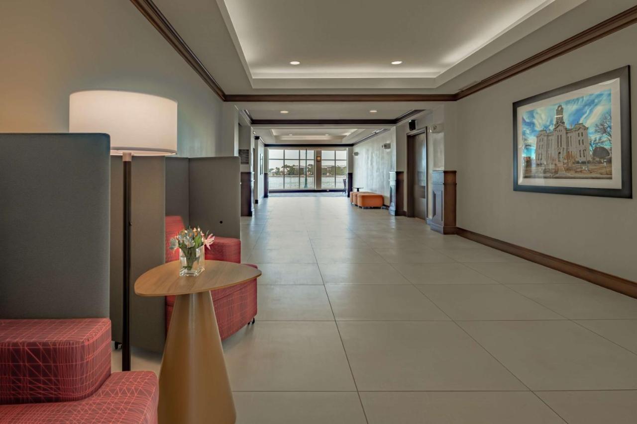 Hilton Garden Inn Granbury Luaran gambar